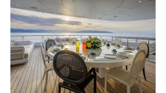 Lady Vera Yacht (81)