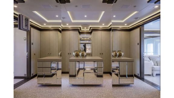 Lady Vera Yacht (70)