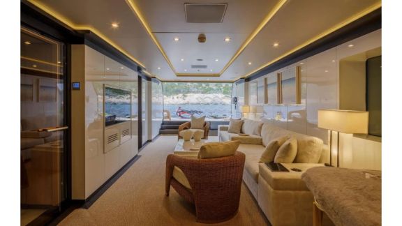 Lady Vera Yacht (66)