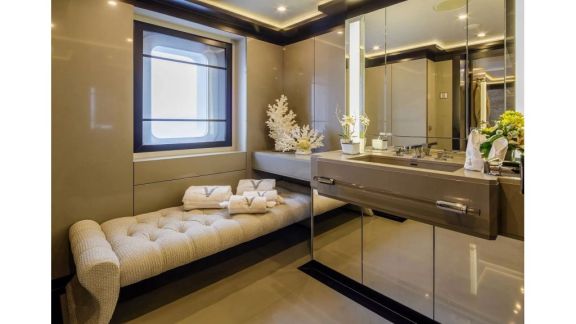 Lady Vera Yacht (63)