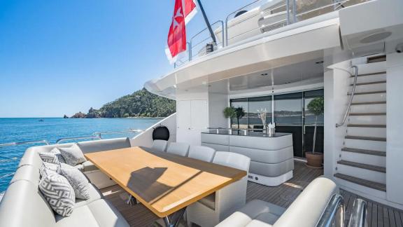 Image of LADY VOLANTIS yacht #11