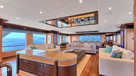 Image of MEIRA yacht #17