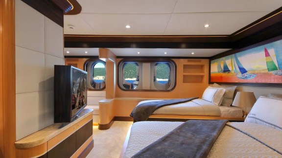 Image of MEIRA yacht #26