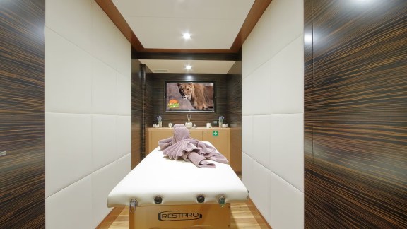 Image of MEIRA yacht #27