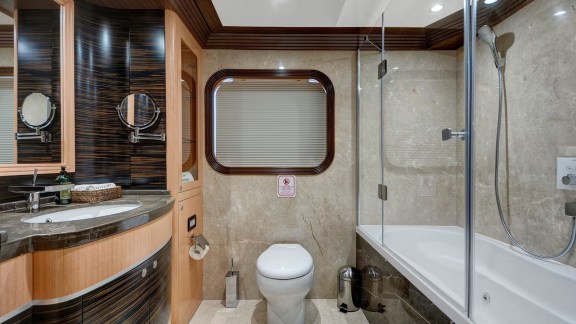 Image of MEIRA yacht #29