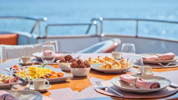 Image of MIA ZOI yacht #10