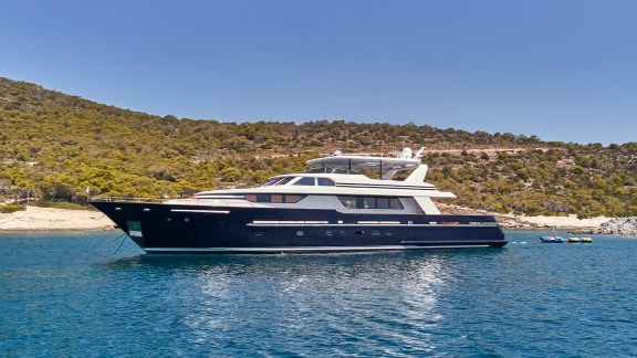 Image of MIA ZOI yacht #4