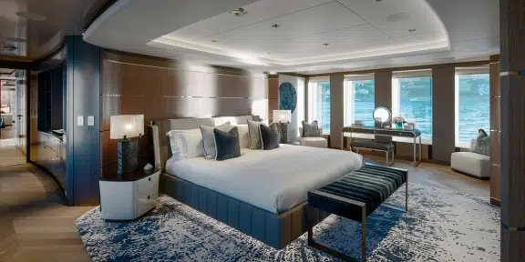MOSKITO Luxury Charter Yacht Heesen 55M Steel Master Cabin