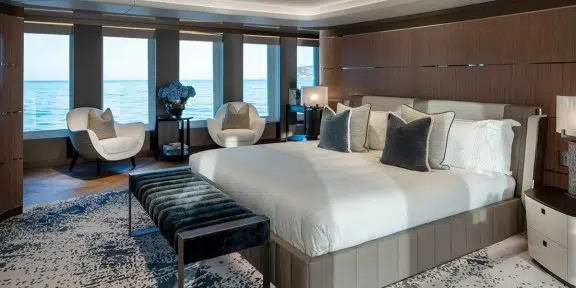 MOSKITO Luxury Charter Yacht Heesen 55M Steel Master Cabin Bed