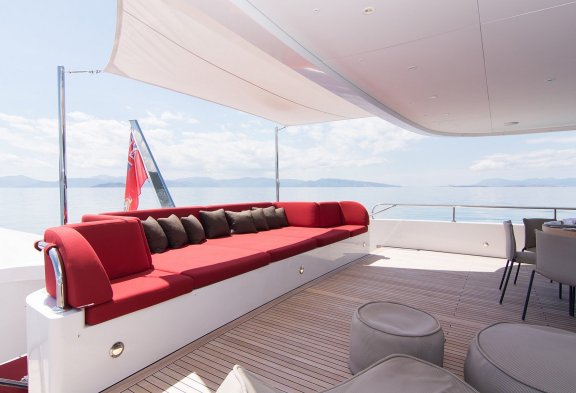 MY EDEN Upper Deck Aft