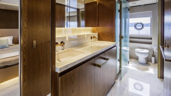 Image of MY MISTAKE yacht #17