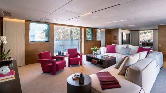 Image of NAIA yacht #17