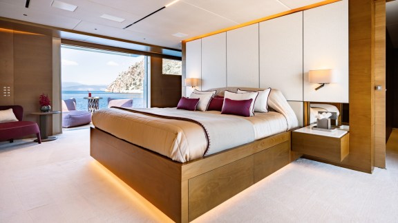 Image of NAIA yacht #22