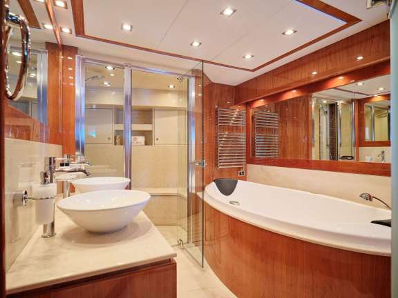 Image of WHITE PEARL I yacht #15