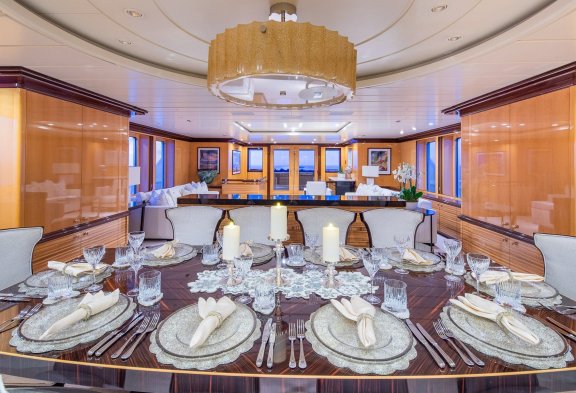 NITA K II Interior Dining