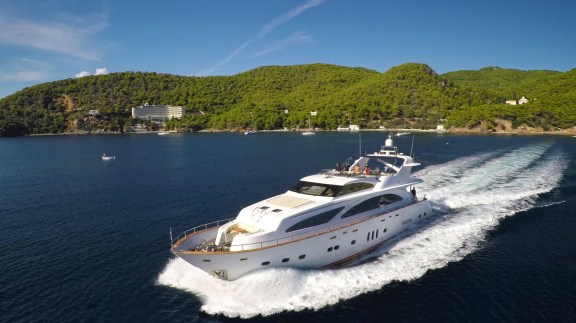 The 28m Yacht NITTA V