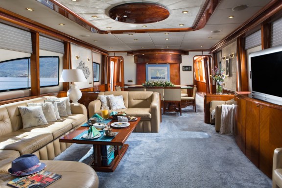 The 28m Yacht NITTA V