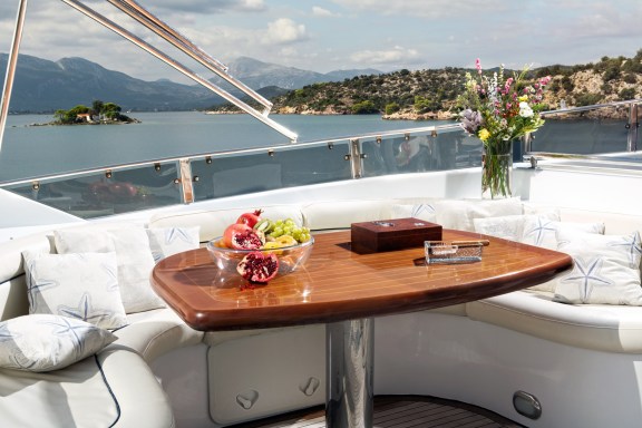 The 28m Yacht NITTA V