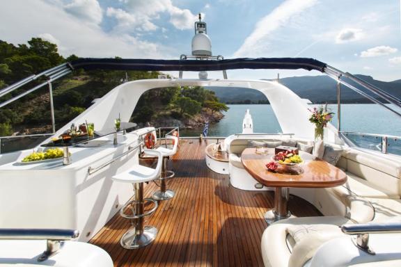 MY NITTA V - Sundeck