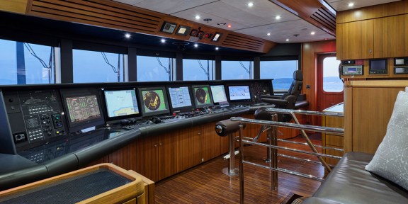 O’ ΕVA For Charter 60M Custom Golden Yacht (32)