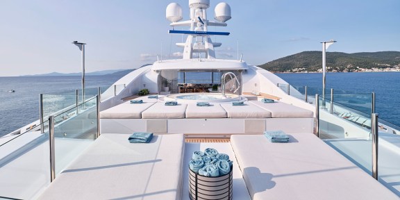 O’ ΕVA For Charter 60M Custom Golden Yacht (5)