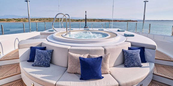 O’ ΕVA For Charter 60M Custom Golden Yacht (6)