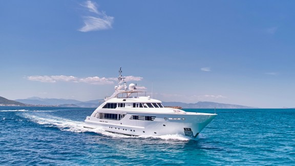 Image of OASIS yacht #3