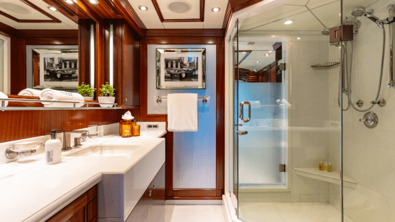 Image of OCEAN CLUB yacht #21