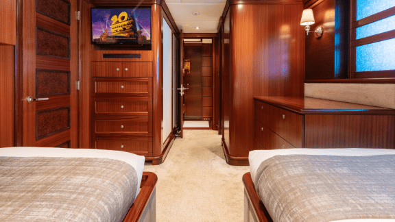 Image of OCEAN CLUB yacht #31