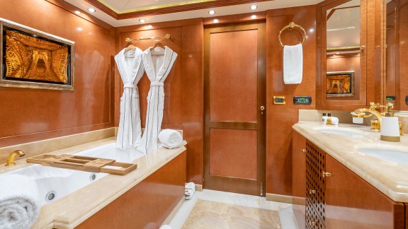 Image of OCEANOS yacht #26