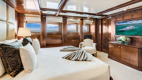 Image of OCEANOS yacht #28