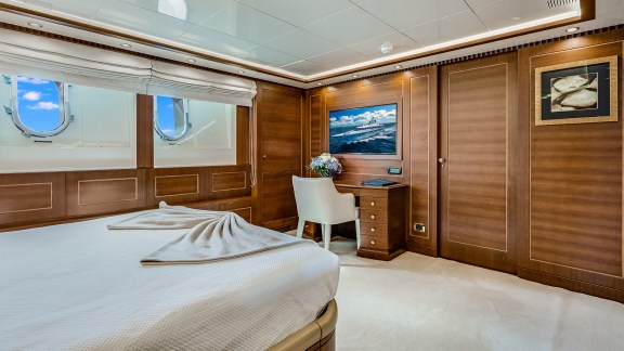 Image of OCEANOS yacht #31