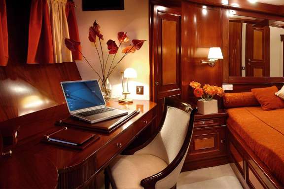 Master Cabin — Desk