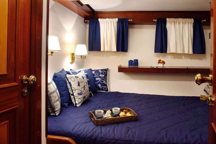 Double Cabin