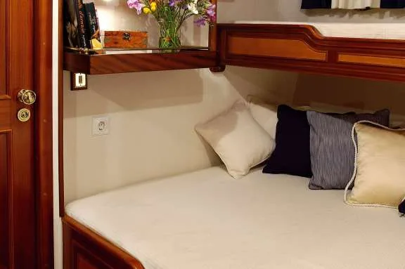 Double Cabin with Additional Pullman Bed