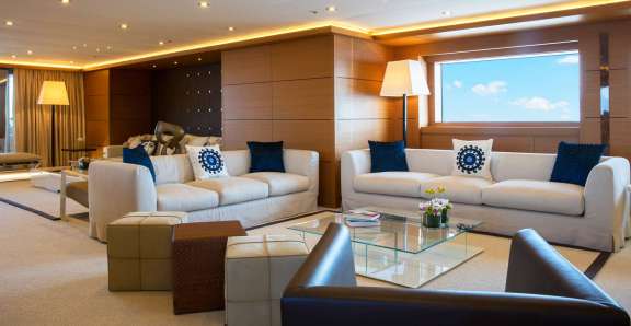 Main Deck Salon Lounge Area