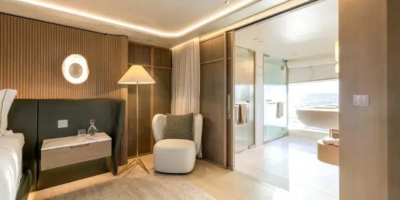 SEAWOLF X Luxury Motor Eco Catamaran Charter Rossinavi 43m Custom Master Cabin Ensutie