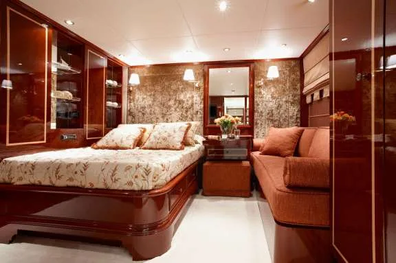 Double Cabin