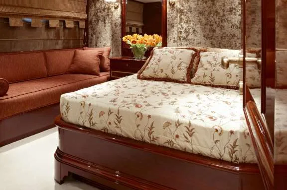 Double Cabin