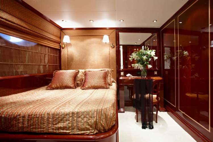 Double Cabin