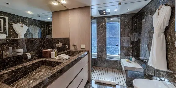STELLA MARIS Luxury Charter Yacht Viareggio SuperYacht 72M VIP Cabin Ensuite