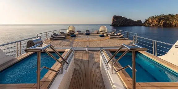 STELLA MARIS Luxury Charter Yacht Viareggio SuperYacht 72M Charter Helipad