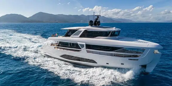 TETHYS Luxury Charter Yacht Ferretti Infynito 90 Crusing