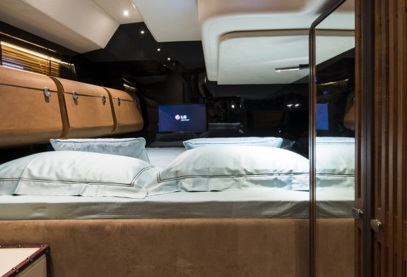 TUSCAN SPIRIT Guest Cabin