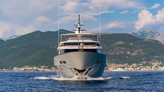 Image of VALENTINA II yacht #38