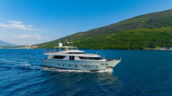 Image of VALENTINA II yacht #48