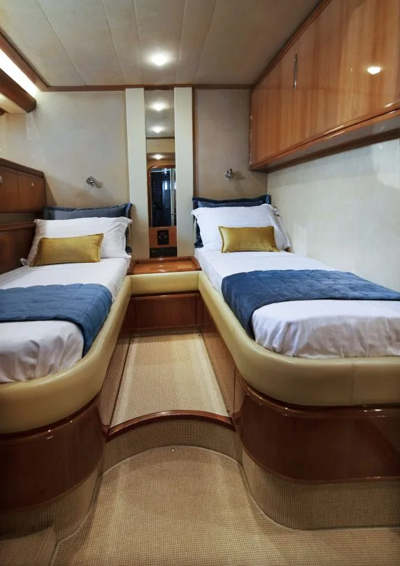 Twin Cabin