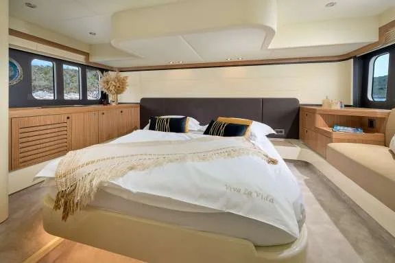 Image of Viva La Vida yacht #6