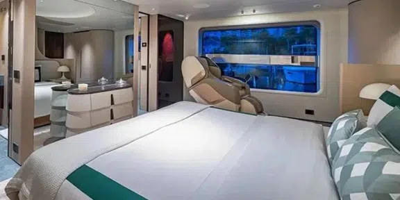 VOLO MARE Luxury Charter Yacht Azimut Grande Trideck Double Cabin View