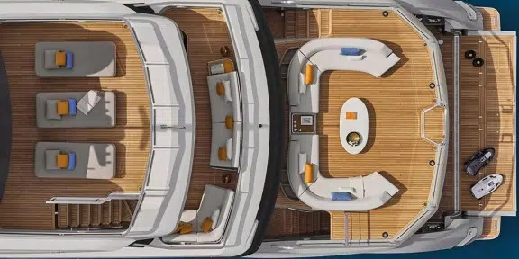 VOLO MARE Luxury Charter Yacht Azimut Grande Trideck Aerial Top View